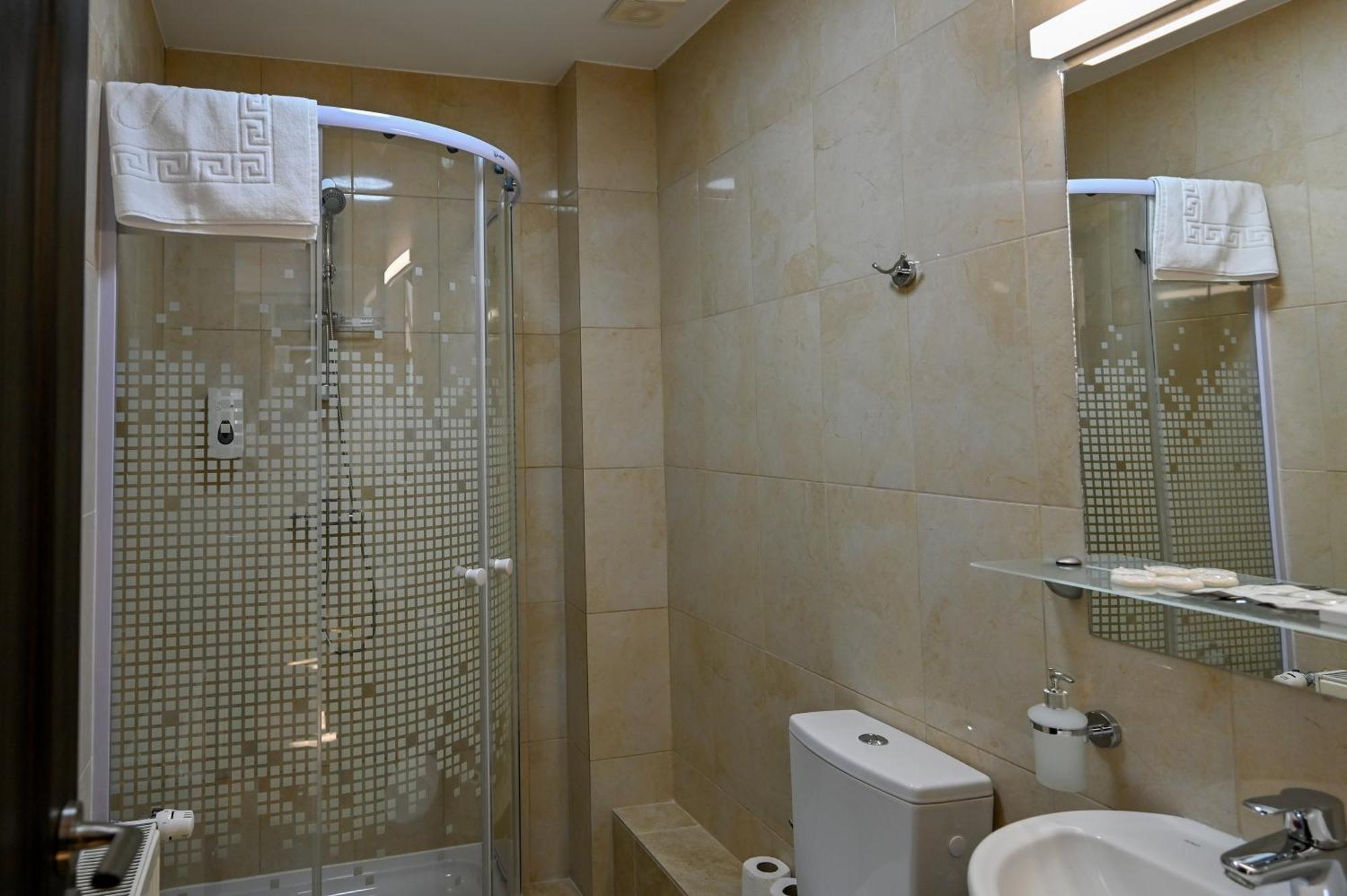Casa Ema Pensiune & Spa Bistriţa المظهر الخارجي الصورة